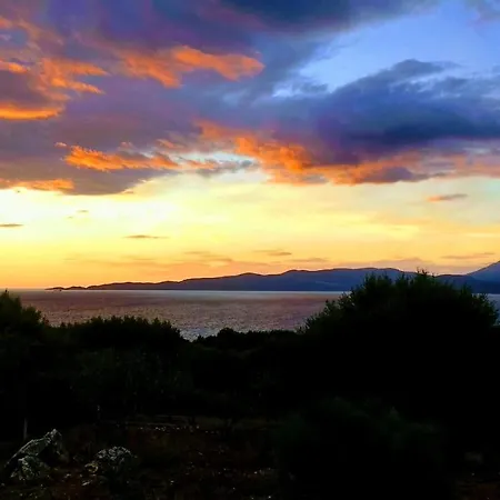 Ionian Breeze * Platrithias